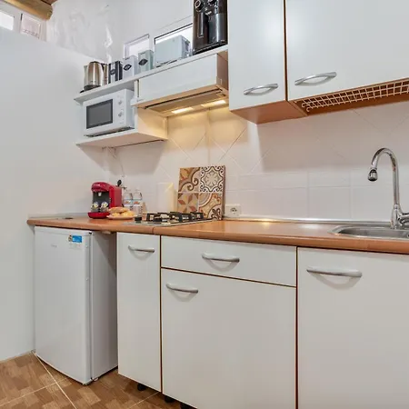 Апартаменты Habitacion-estudio Техина-де-Исора